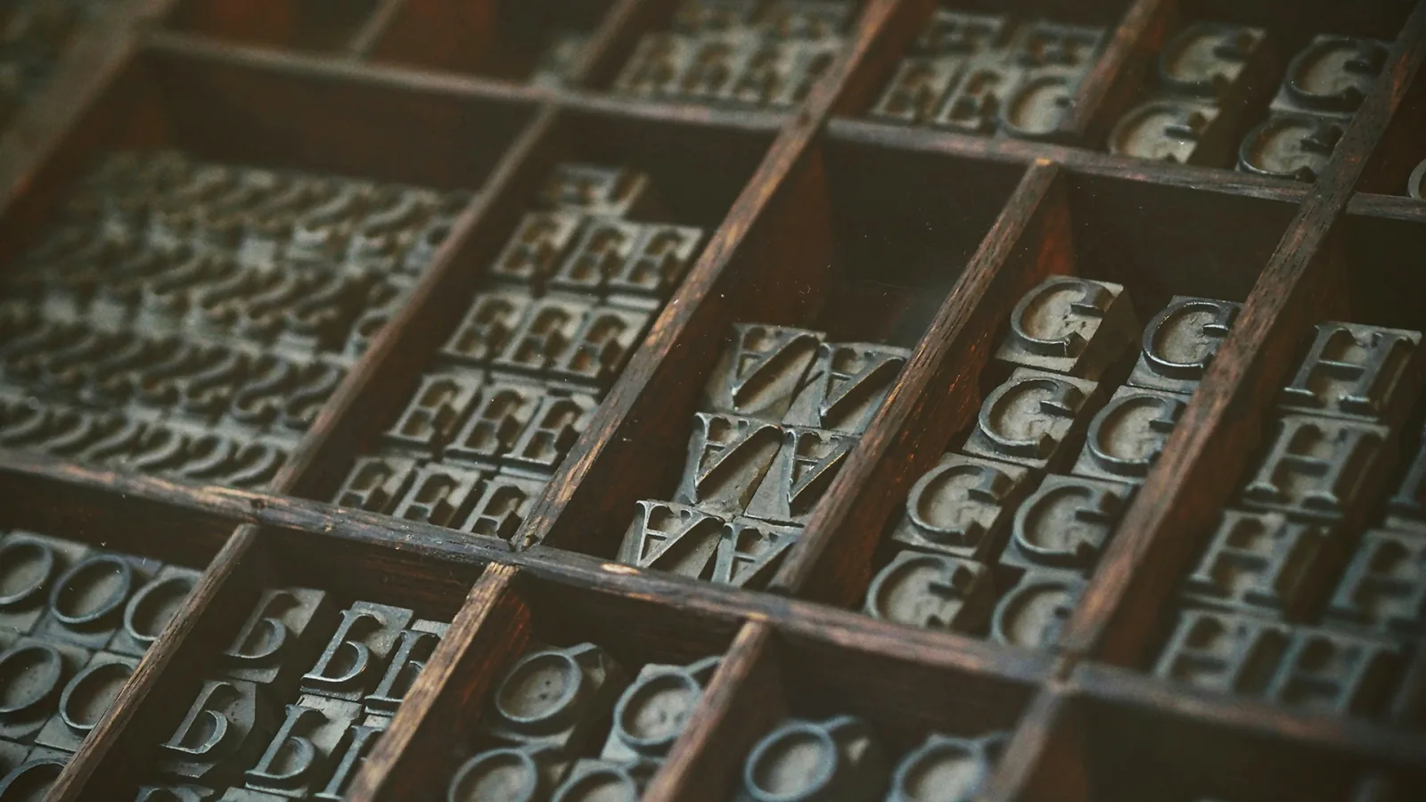 Designing Websites That Engage, Delight, and Sell image typography