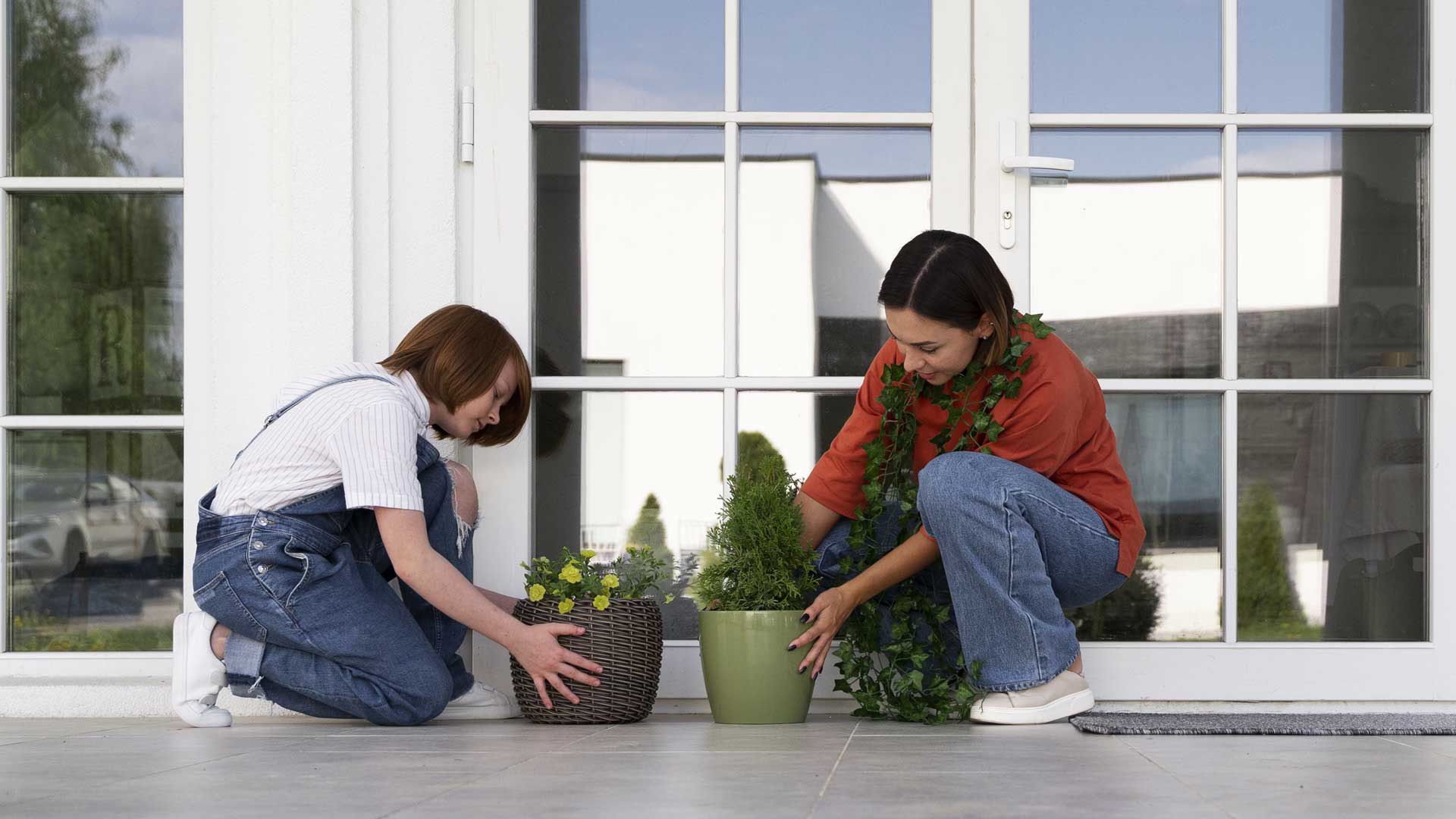 Market Your School to Parents: What Prospective Parents image Community Building to Build Parental Trust in Your School