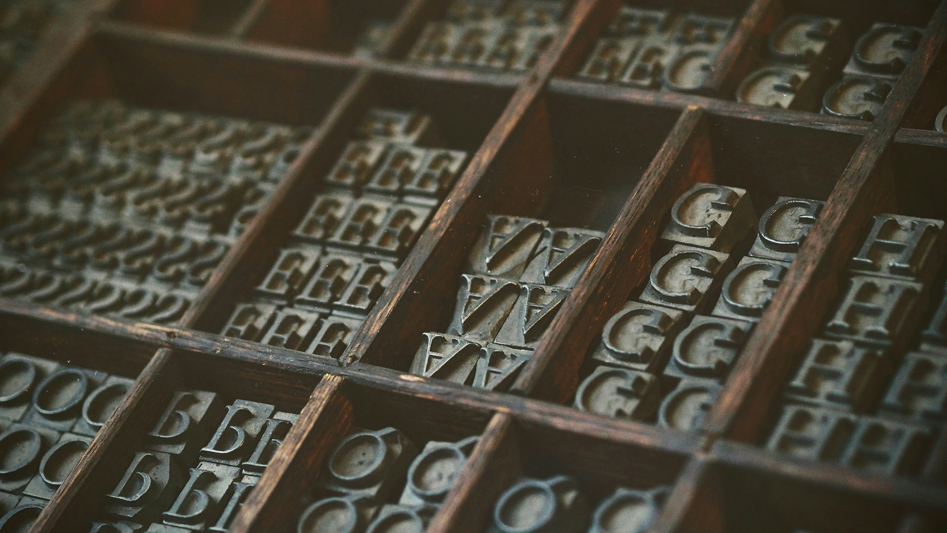 Designing Websites That Engage, Delight, and Sell image typography